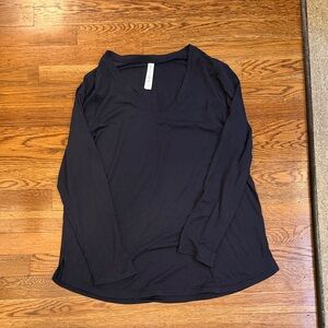 Athleta Navy Long Sleeve V-Neck Top